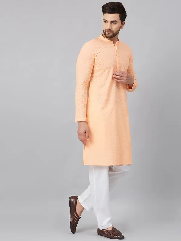 Chikankari_Embroidered_Straight_kurta_with_Pyjama