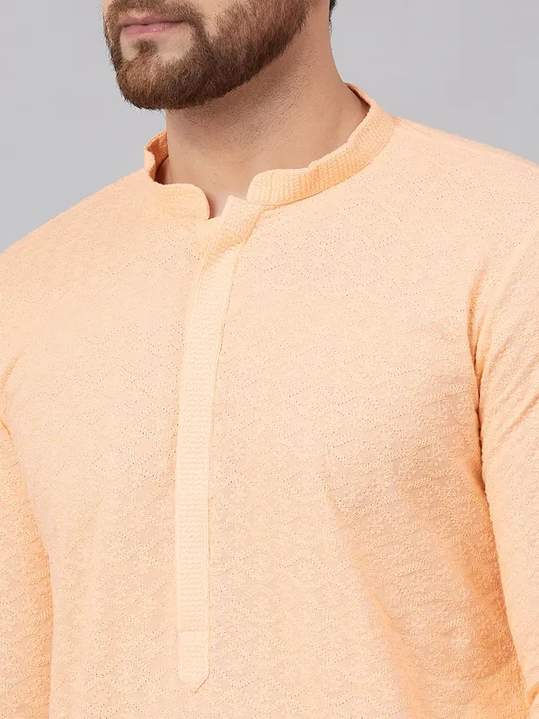 Chikankari_Embroidered_Straight_kurta