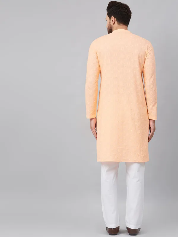 Chikankari_Embroidered_Straight_kurta_with_Pyjama