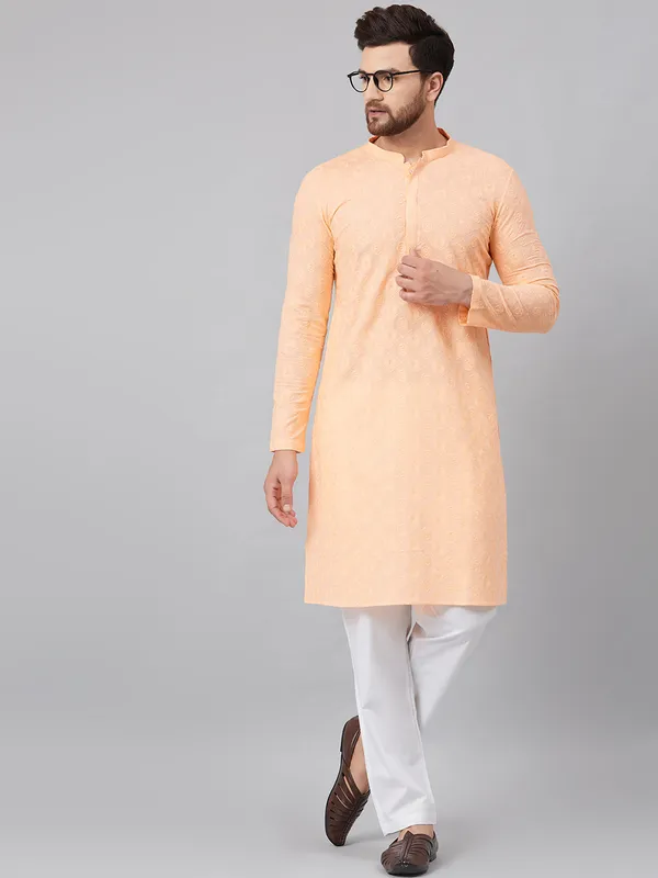 Chikankari_Embroidered_Straight_kurta_with_Pyjama