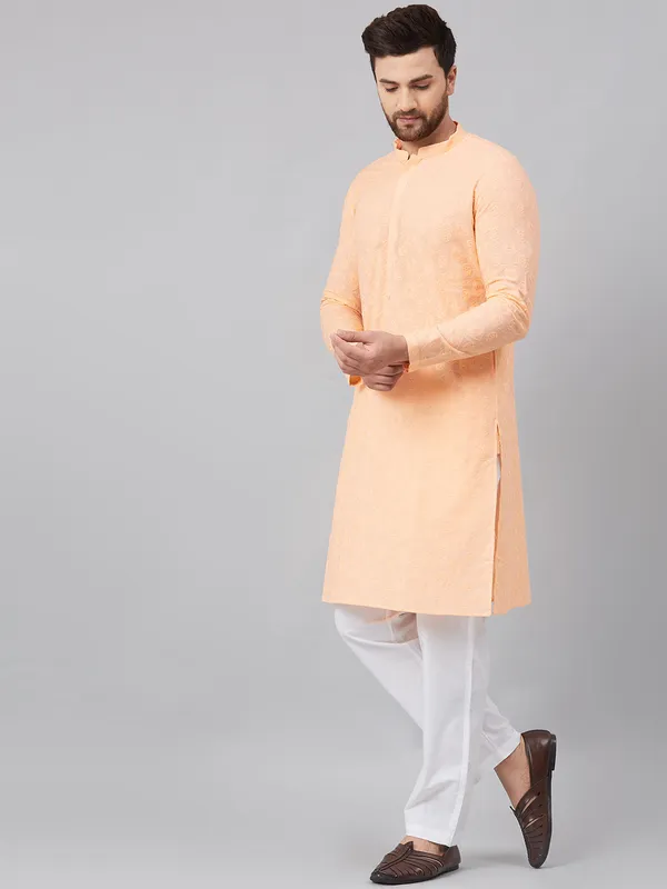 Chikankari_Embroidered_Straight_kurta_with_Pyjama