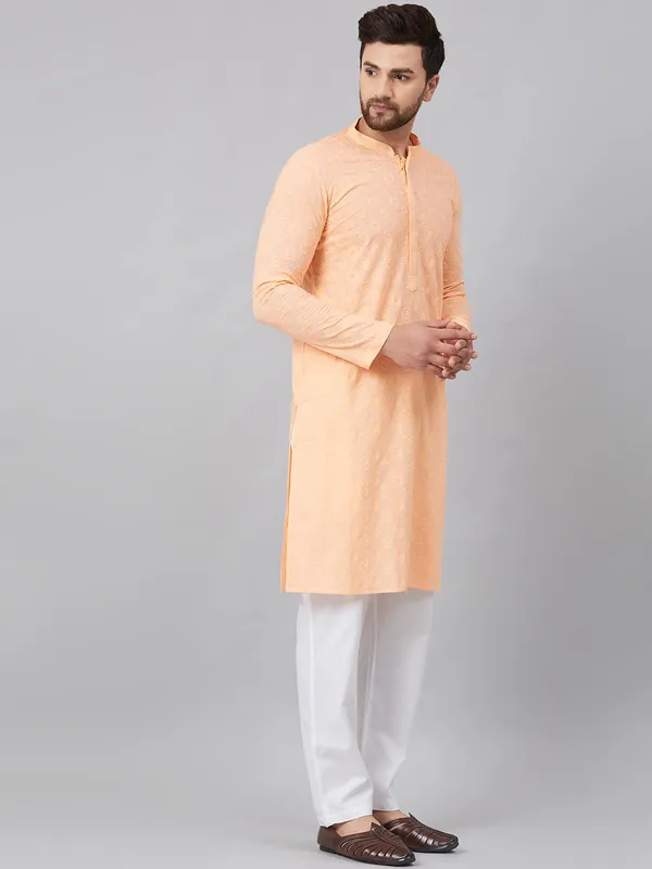 Chikankari_Embroidered_Straight_kurta