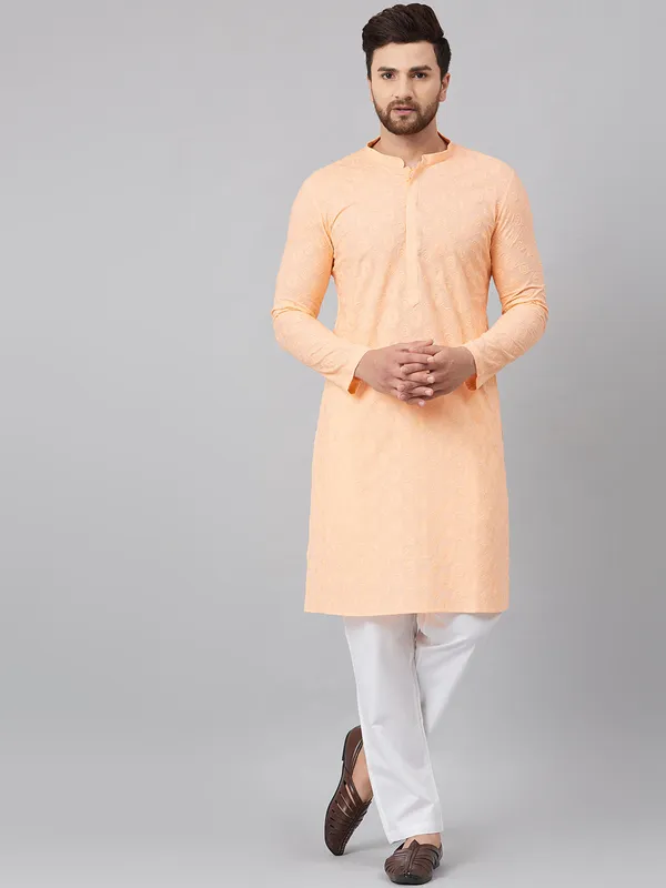 Chikankari_Embroidered_Straight_kurta