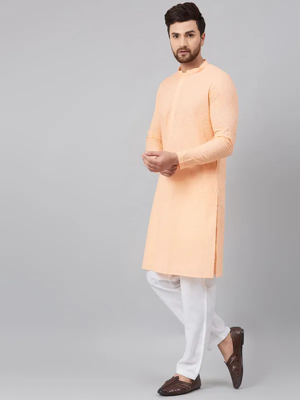 Chikankari_Embroidered_Straight_kurta_with_Pyjama