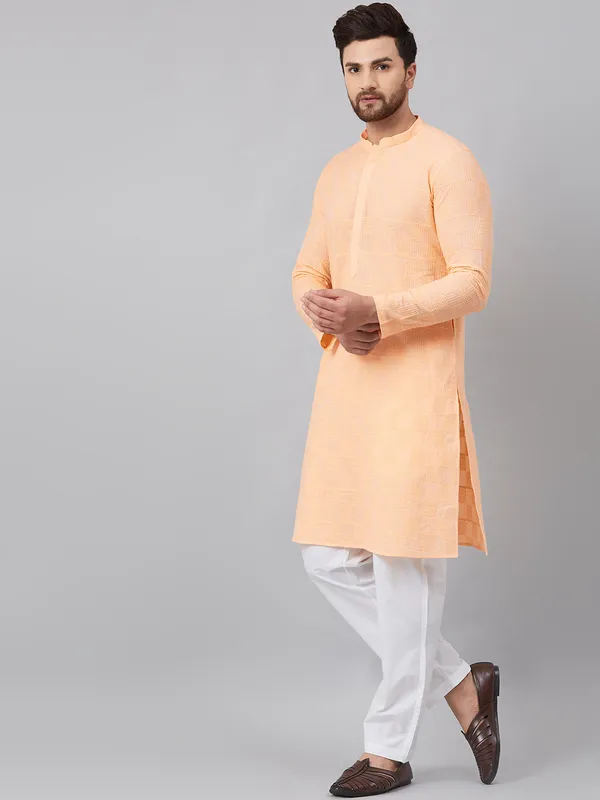 Chikankari_Embroidered_Straight_kurta_with_Pyjama