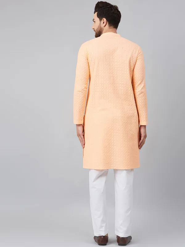 Chikankari_Embroidered_Straight_kurta_with_Pyjama