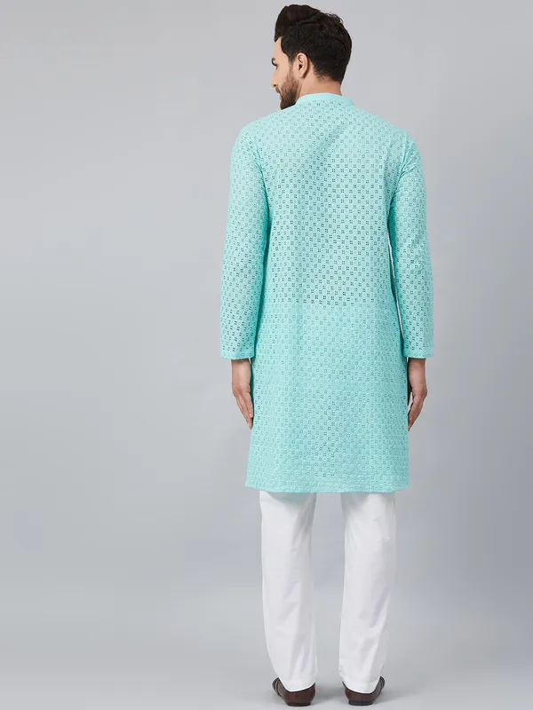 Chikankari_Embroidered_Straight_kurta