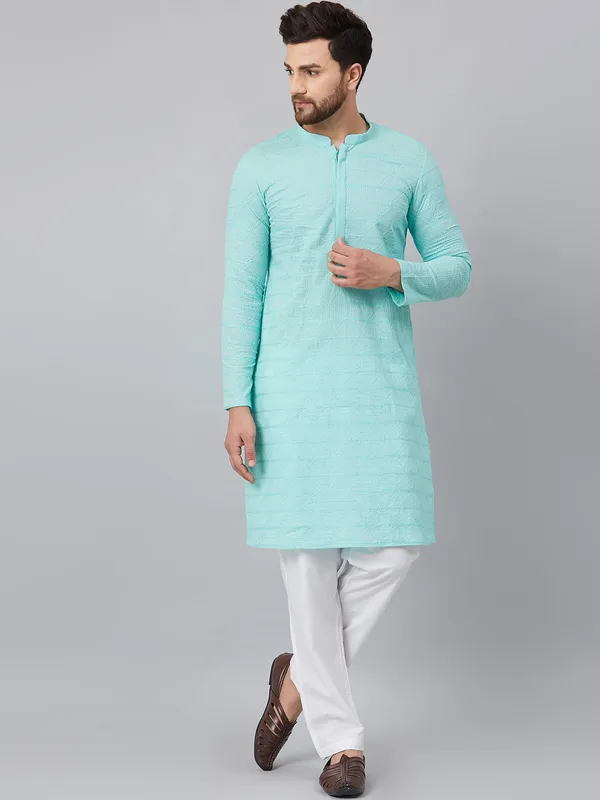 Chikankari_Embroidered_Straight_kurta_with_Pyjama