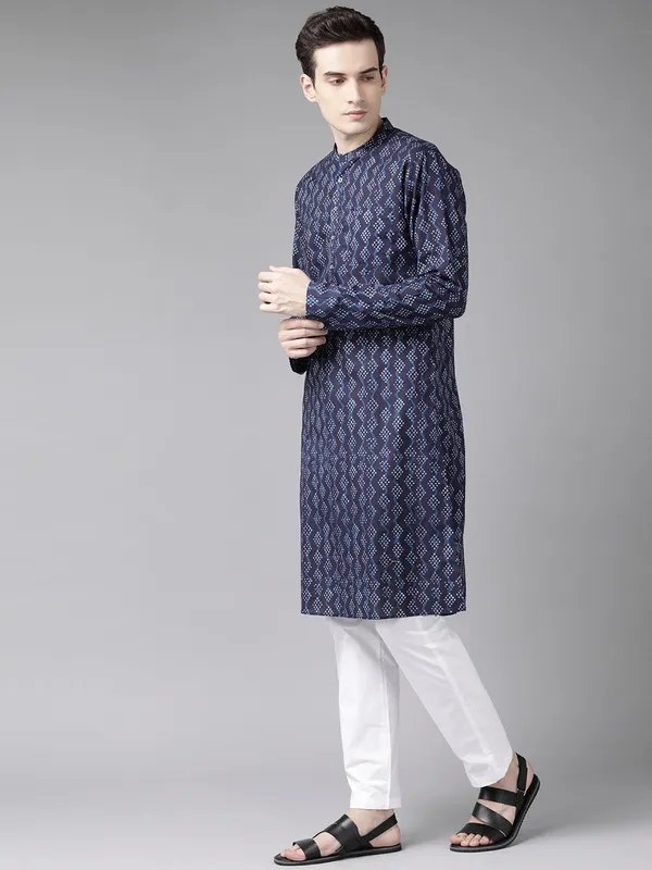 Blue_&_White_Print_Straight_Kurta