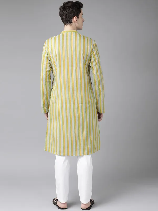 Printed_Straight_kurta_with_pyjama