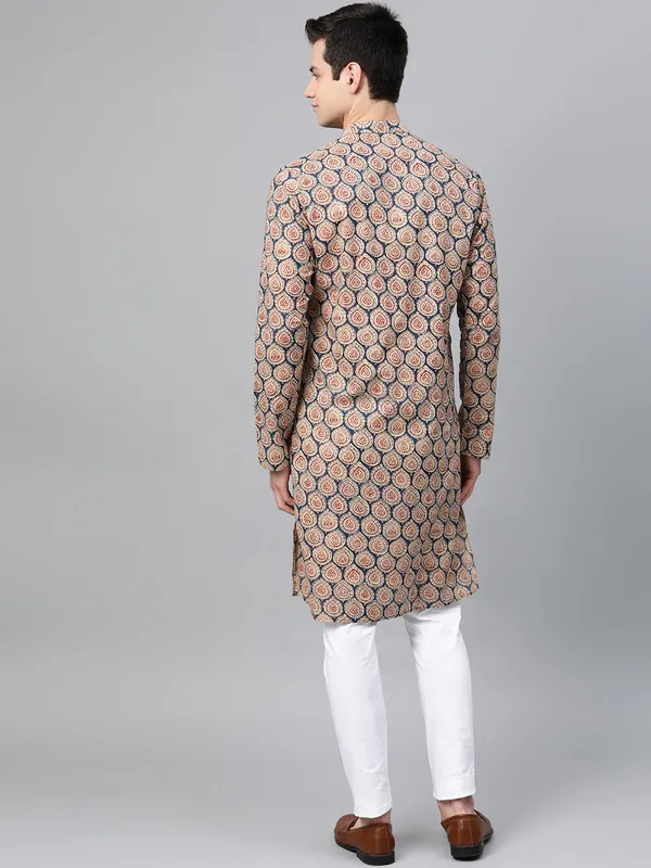 Blue_and_Maroon_Printed_Straight_Kurta_With_Pyjama