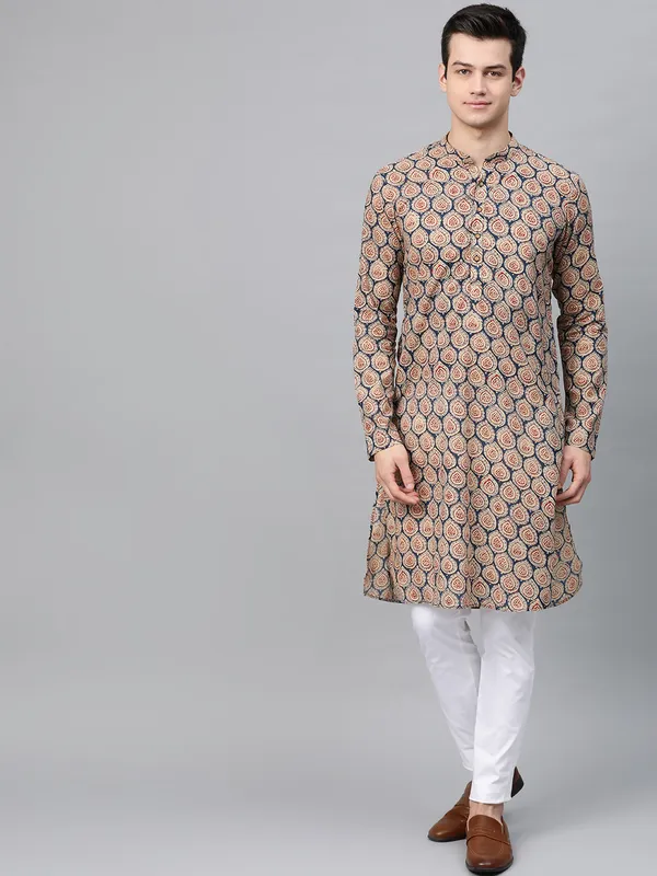 Blue_and_Maroon_Printed_Straight_Kurta_With_Pyjama
