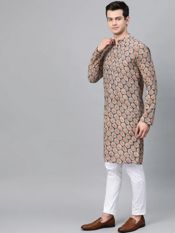 Blue_and_Maroon_Printed_Straight_Kurta_With_Pyjama