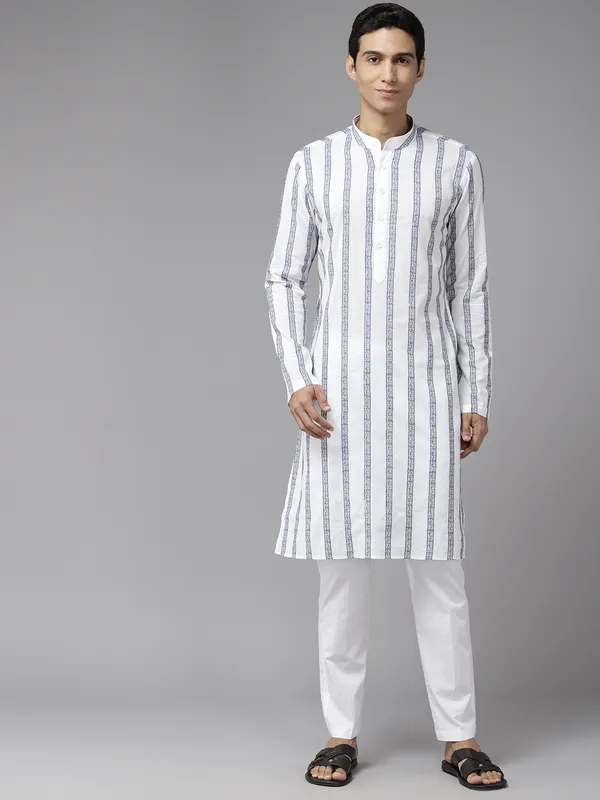 Men_White_&_Grey_Pure_Cotton_Embroidered_Staright_Kurta_With_Pajama