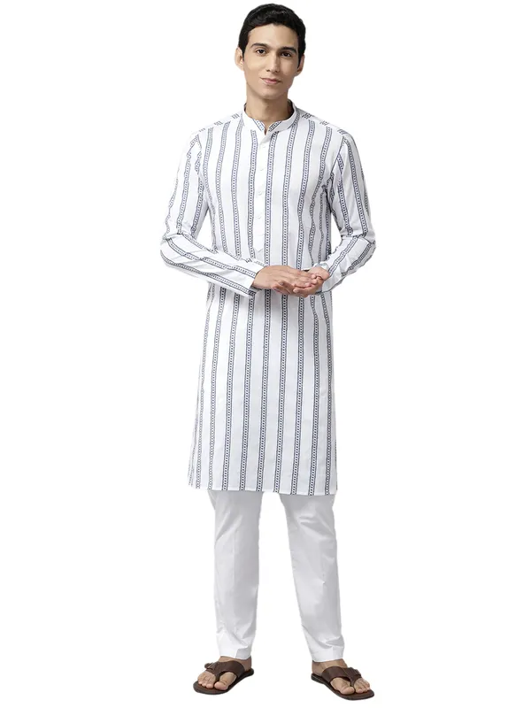 Men_White_&_Blue_Pure_Cotton_Embroidered_Staright_Kurta