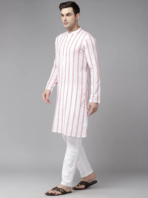 Men_White_&_Pink_Pure_Cotton_Embroidered_Staright_Kurta_With_Pajama