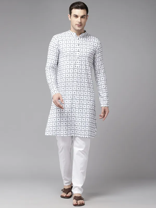 Men_White_&_Blue_Pure_Cotton_Embroidered_Staright_Kurta_With_Pajama