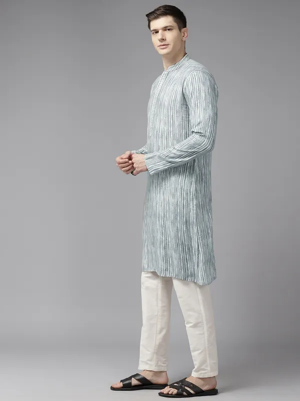 Men_Off_White_&_Grey_Pure_Cotton_Embroidered_Staright_Kurta_With_Pajama