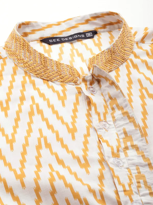 Men_White_&_Mustard_Pure_Cotton_Embroidered_Staright_Kurta_With_Pajama
