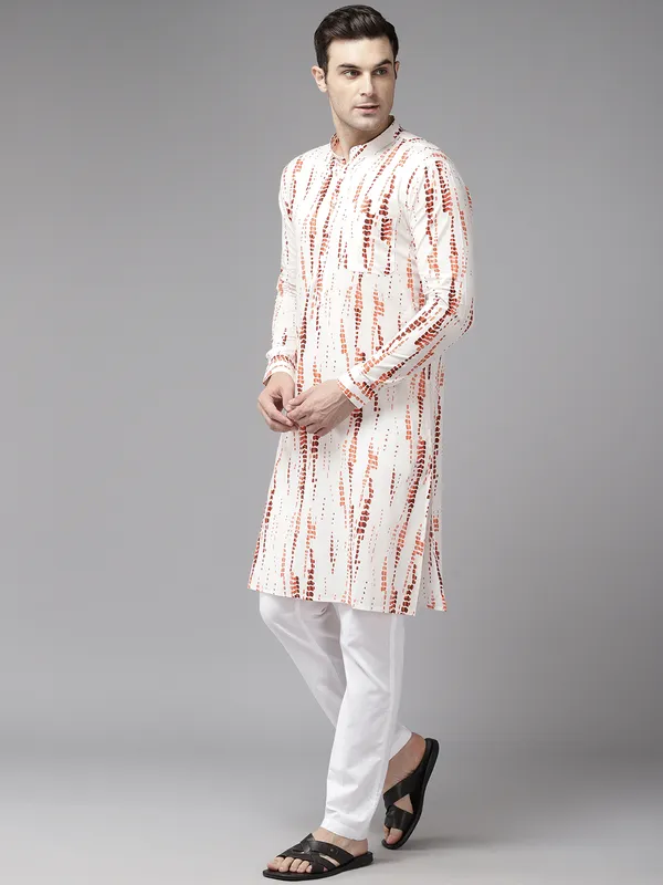 Men_White_&_Orange_Pure_Cotton_Printed_Staright_Kurta_With_Pajama