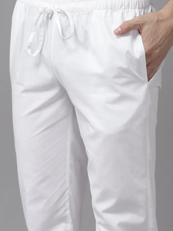 Men_White_&_Pink_Pure_Cotton_Printed_Staright_Kurta_With_Pajama