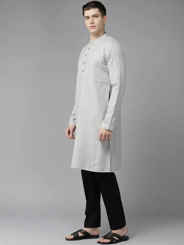 Men_Silver_&_Black_Pure_Cotton_Printed_Staright_Kurta_With_Pajama
