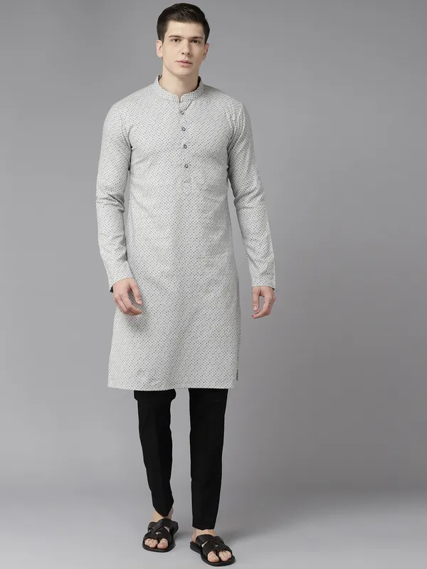 Men_Silver_&_Black_Pure_Cotton_Printed_Staright_Kurta_With_Pajama