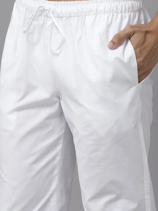 Men_Black_&_White_Pure_Cotton_Printed_Staright_Kurta_With_Pajama