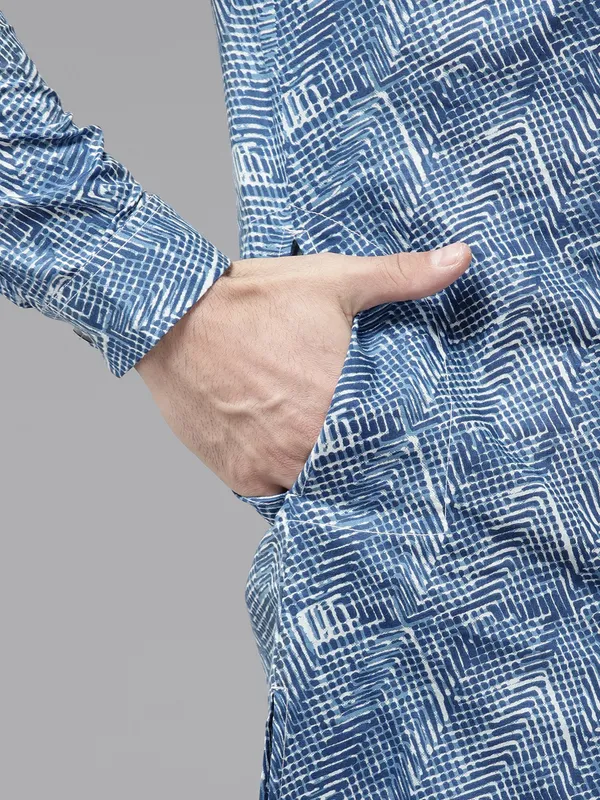 Men_Blue_Pure_Cotton_Printed_Staright_Kurta_With_Pajama