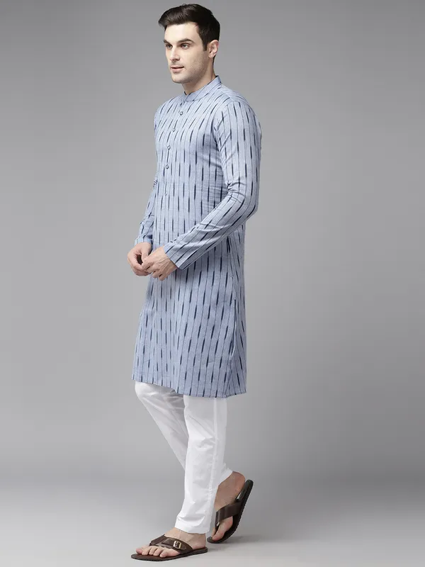 Men_Blue_Pure_Cotton_Printed_Staright_Kurta_With_Pajama