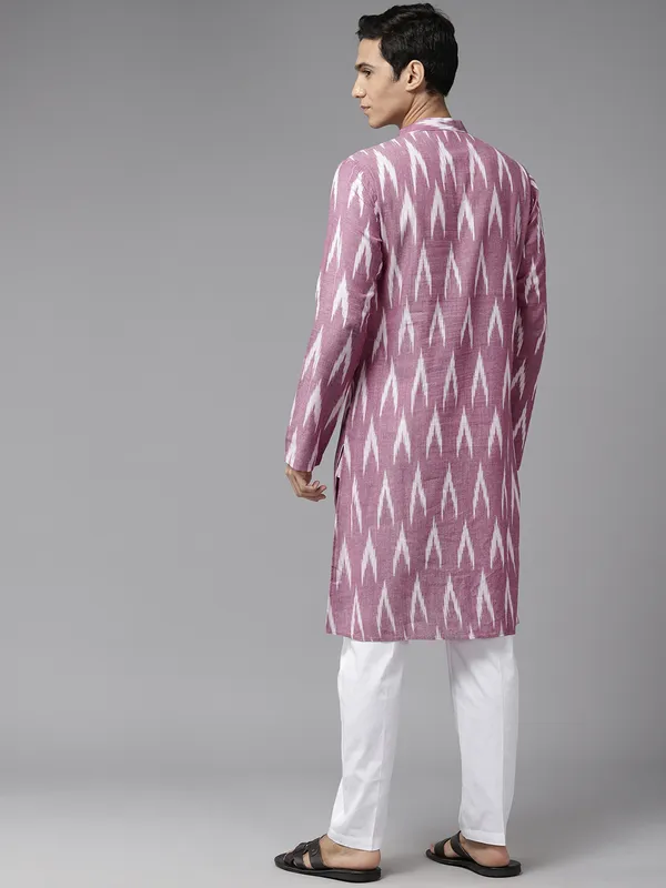 Men_Lavender_&_White_Pure_Cotton_Printed_Staright_Kurta_With_Pajama