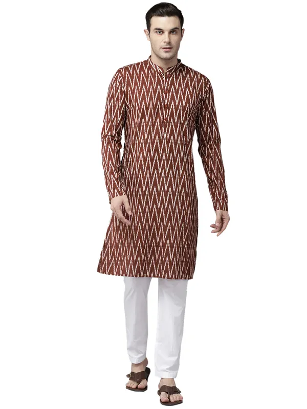 Men_Maroon_&_White_Pure_Cotton_Printed_Staright_Kurta_With_Pajama