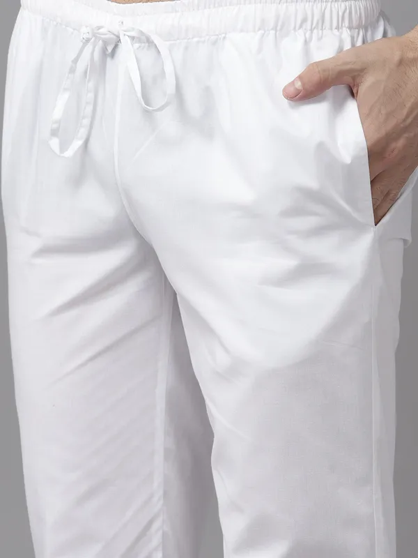 Men_Maroon_&_White_Pure_Cotton_Printed_Staright_Kurta_With_Pajama