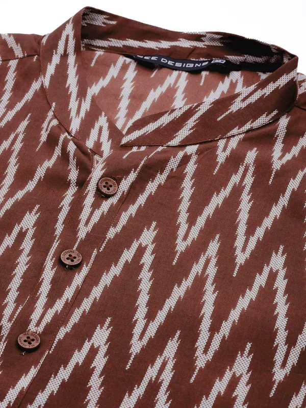 Men_Maroon_&_White_Pure_Cotton_Printed_Staright_Kurta_With_Pajama