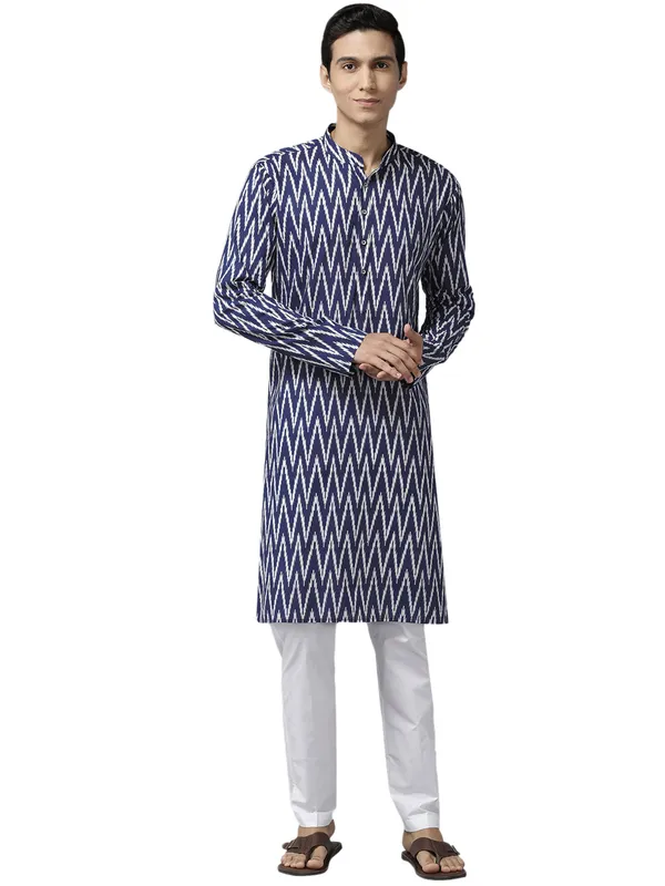 Men_Navy_Blue_&_White_Pure_Cotton_Printed_Staright_Kurta_With_Pajama