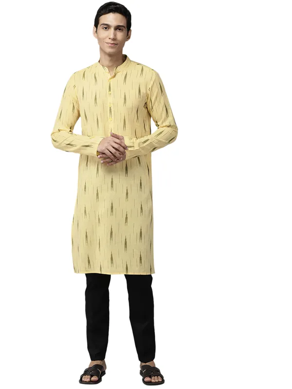 Men_Cream_&_Green_Pure_Cotton_Printed_Staright_Kurta_With_Pajama