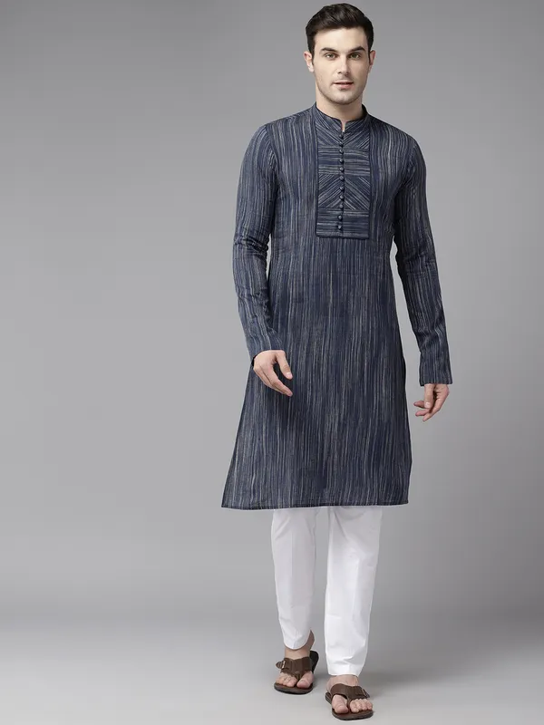 Men_Navy_Blue_Pure_Cotton_Printed_Staright_Kurta_With_Pajama