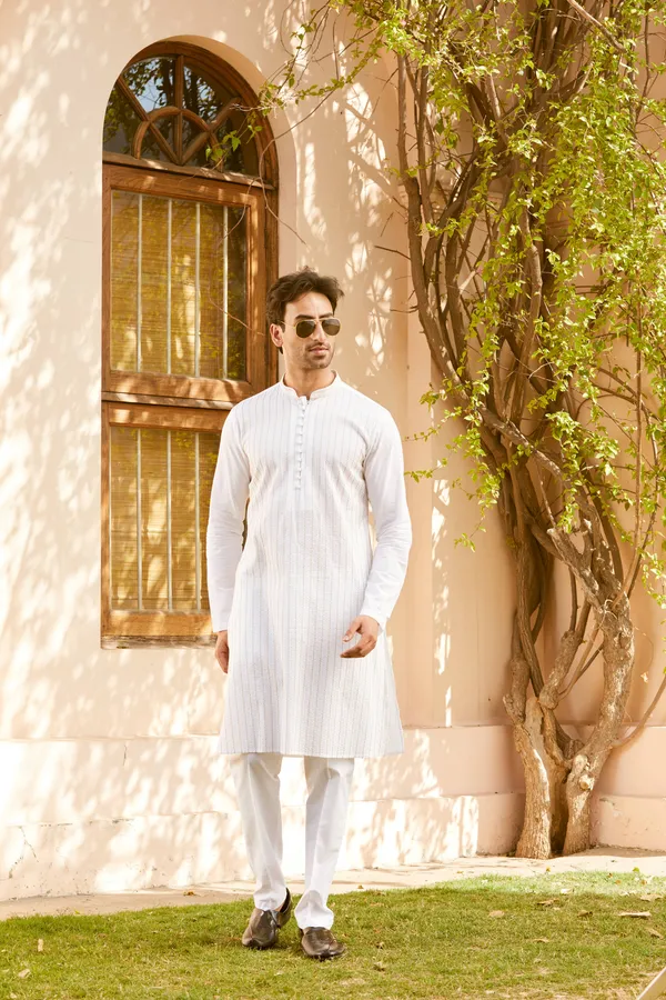 Pintuck_with_Thread_work_Pure_Cotton_Straight_Kurta_with_Pyjama
