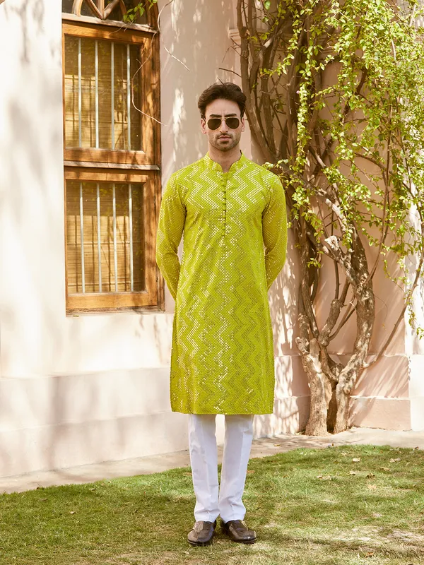 Sequins_Embroidered_Rayon_Straight_Kurta_with_Pyjama