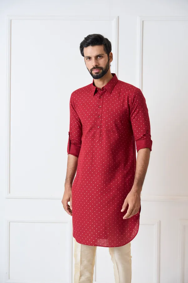 Men_Maroon_Regular_Pure_Cotton_Pathani_Kurta_With_Gold_Pyjama
