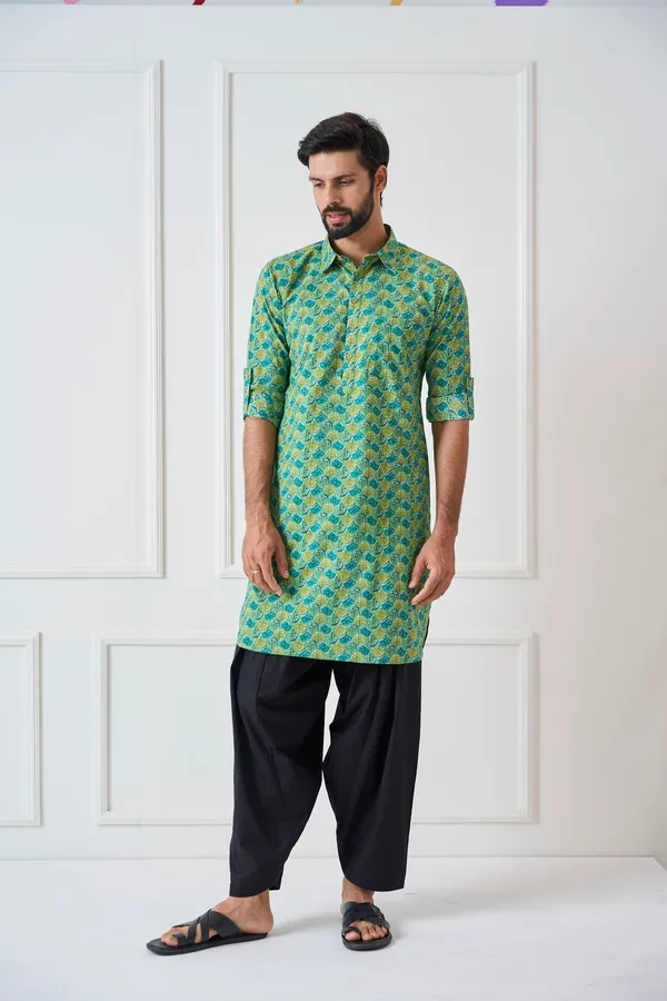 Men_Green_Regular_Pure_Cotton_Pathani_Kurta_With_Black_Salwar