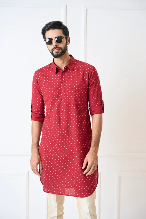 Men_Maroon_Regular_Pure_Cotton_Pathani_Kurta_With_Gold_Pyjama