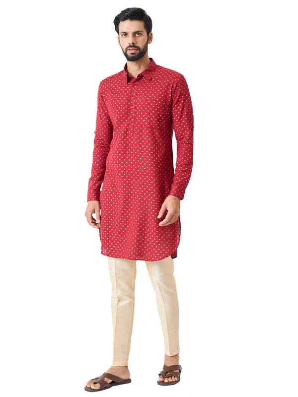 Men_Maroon_Regular_Pure_Cotton_Pathani_Kurta_With_Gold_Pyjama