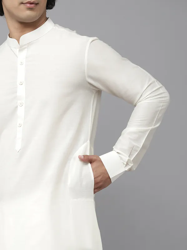 Men_Blue_&_White_Solid_Kurta_Pyjamas_With_Nehru_Jacket