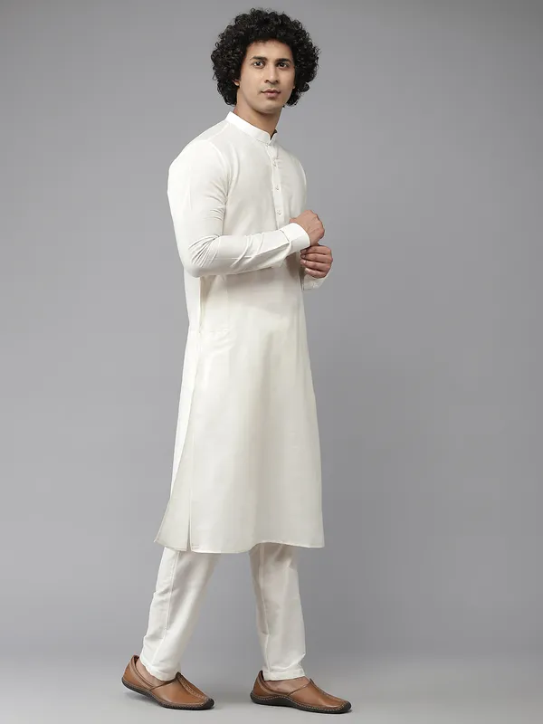 Men_Green_&_White_Solid_Kurta_Pyjamas_With_Nehru_Jacket