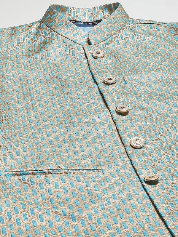 Men_Sea_Green_&_White_Solid_Kurta_Pyjamas_With_Nehru_Jacket