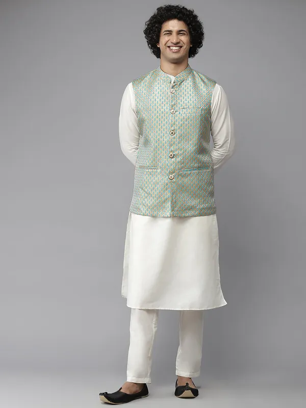 Solid_Kurta_With_Pyjama_&_Jacquard_Nehru_Jacket