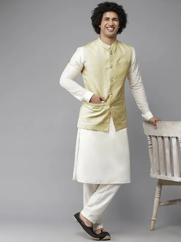 Men_Lime_Yellow_&_White_Solid_Kurta_Pyjamas_With_Nehru_Jacket