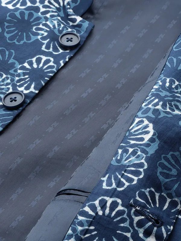 Men_Blue_&_Beige_Printed_Pure_Cotton_Kurta_Pyjama_With_Nehru_Jacket