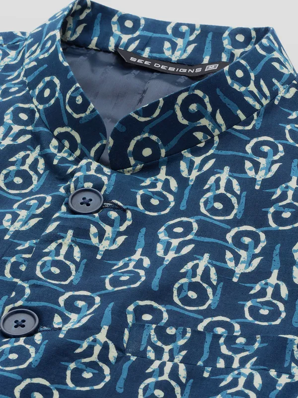 Pure_Cotton_Kurta_with_Pyjama_&_Printed_Nehru_Jacket